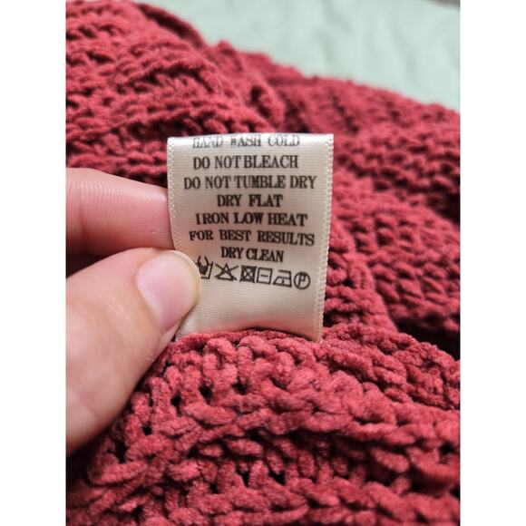 New in large women's maroon chunky knit open front cardigan - Picture 8 of 9